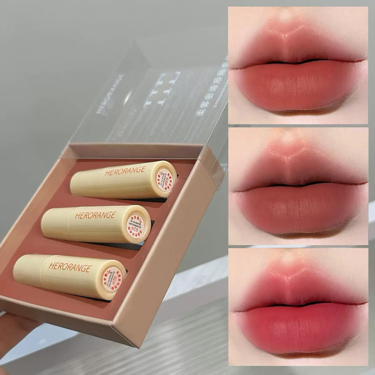 پک رژلب خمیری مات 𝐇𝐞𝐫𝐨𝐫𝐚𝐧𝐠𝐞